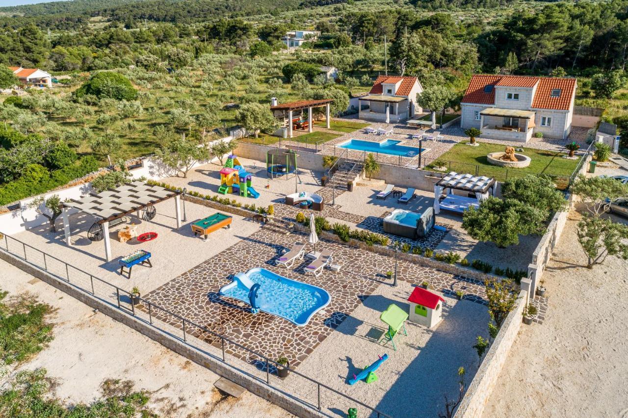 Villa Mis Supetar Eksteriør bilde